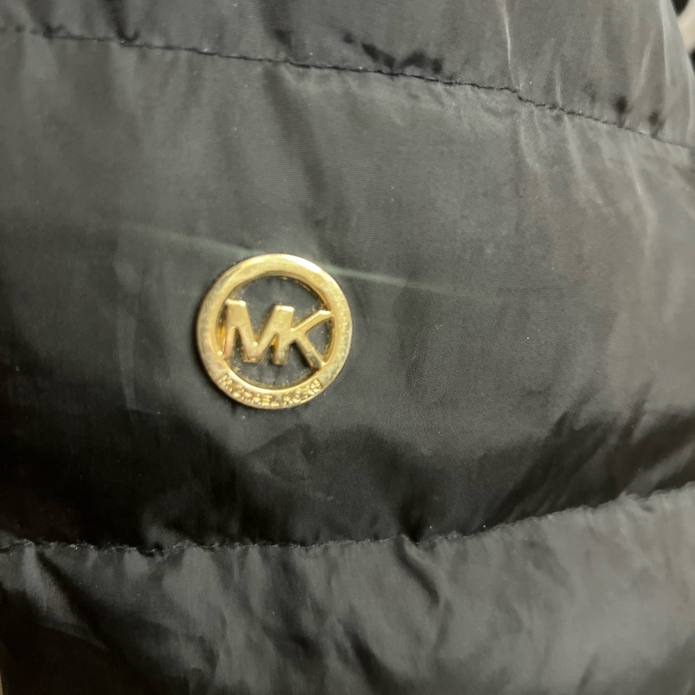 Michael Kors Black Puffer Jacket Quilted Design
